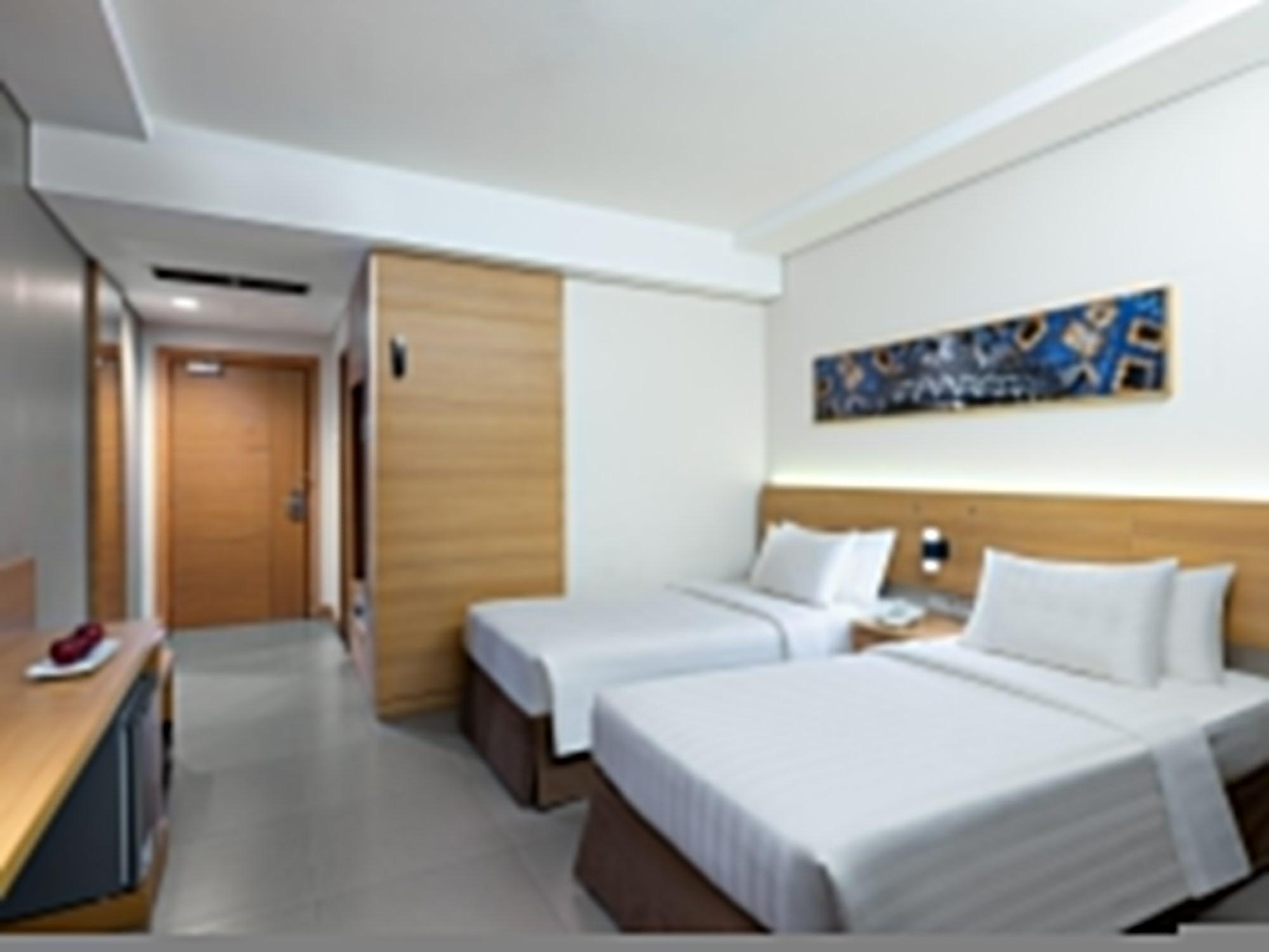 Aston Solo Hotel Εξωτερικό φωτογραφία
