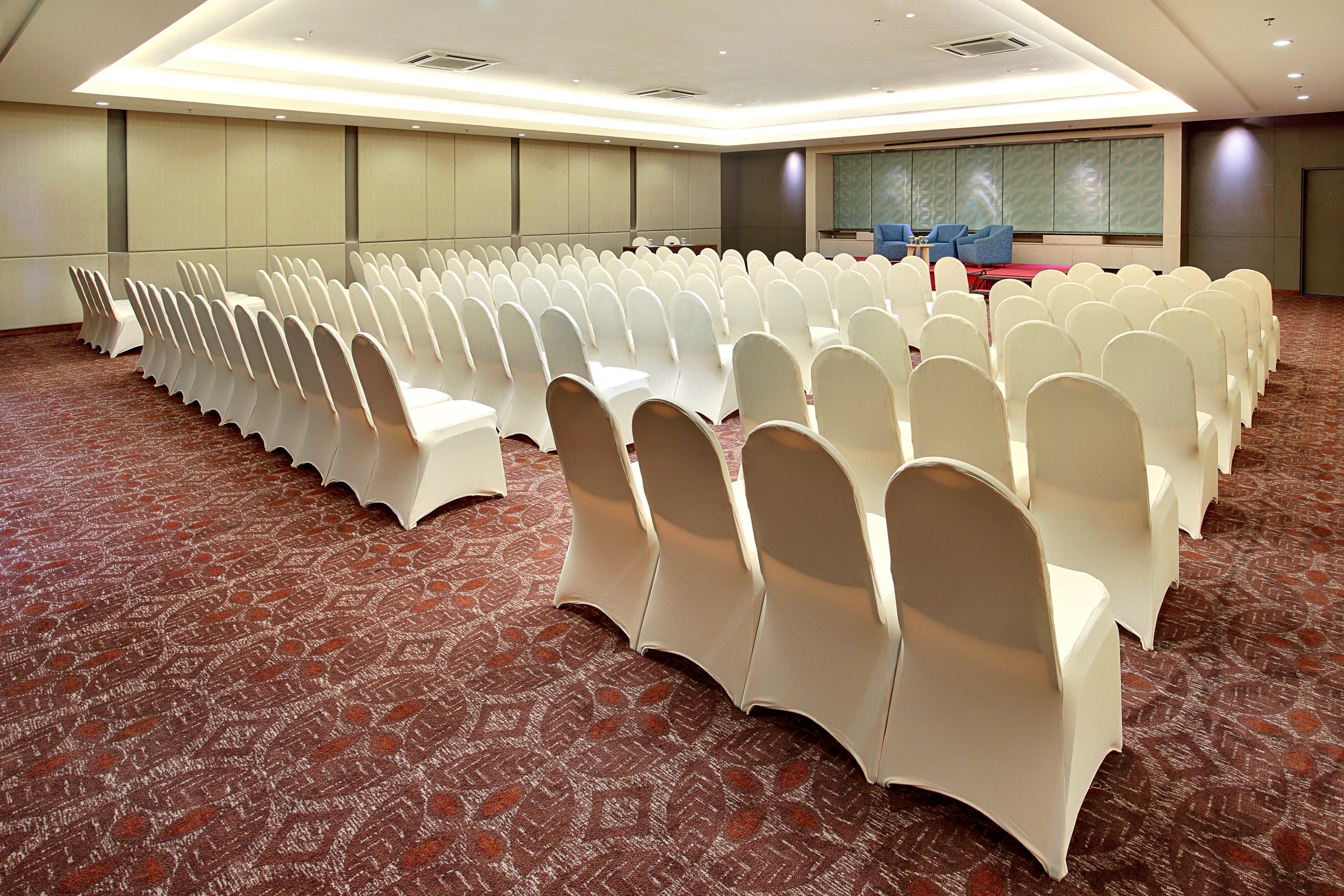 Aston Solo Hotel Εξωτερικό φωτογραφία