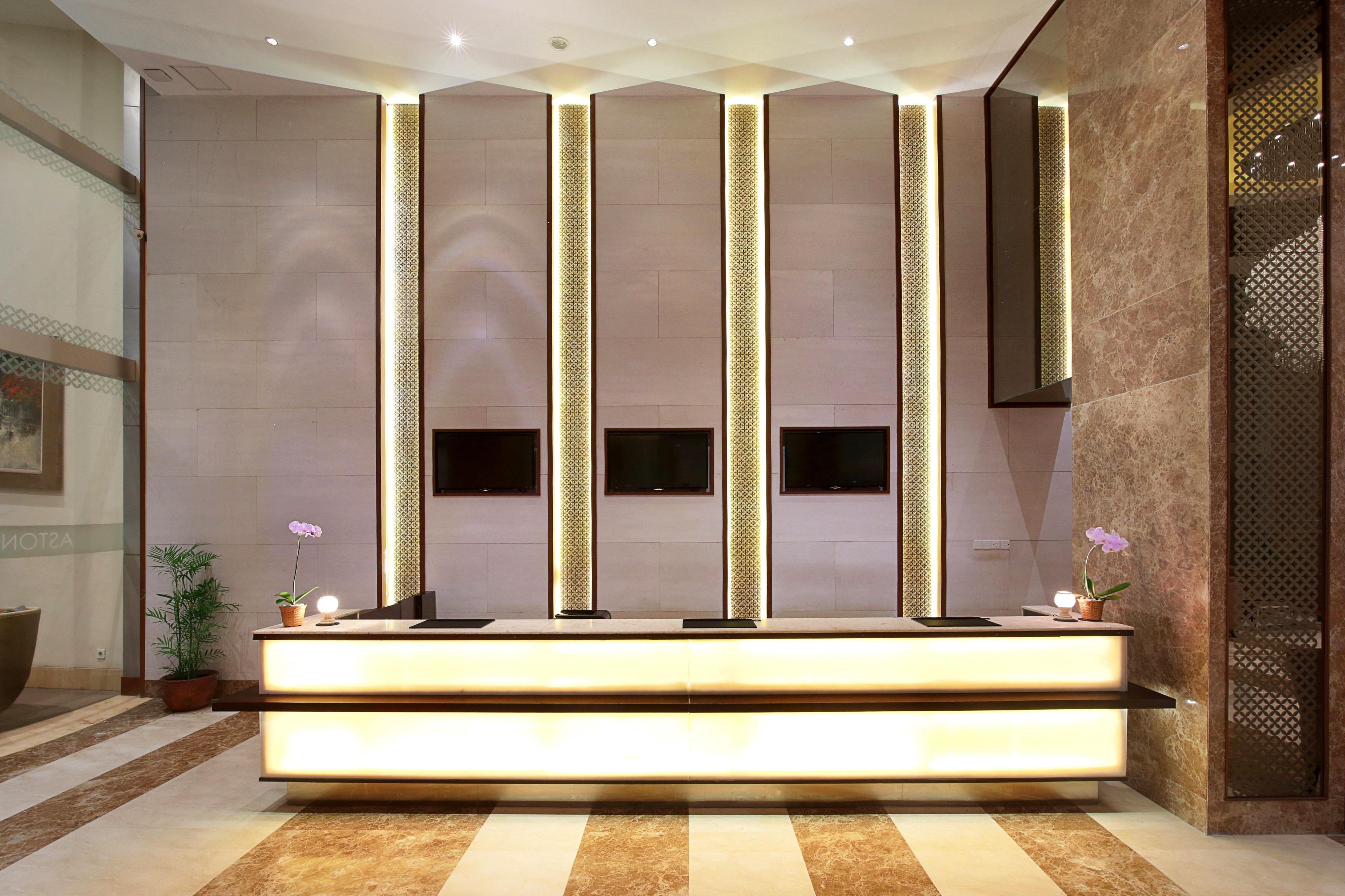 Aston Solo Hotel Εξωτερικό φωτογραφία