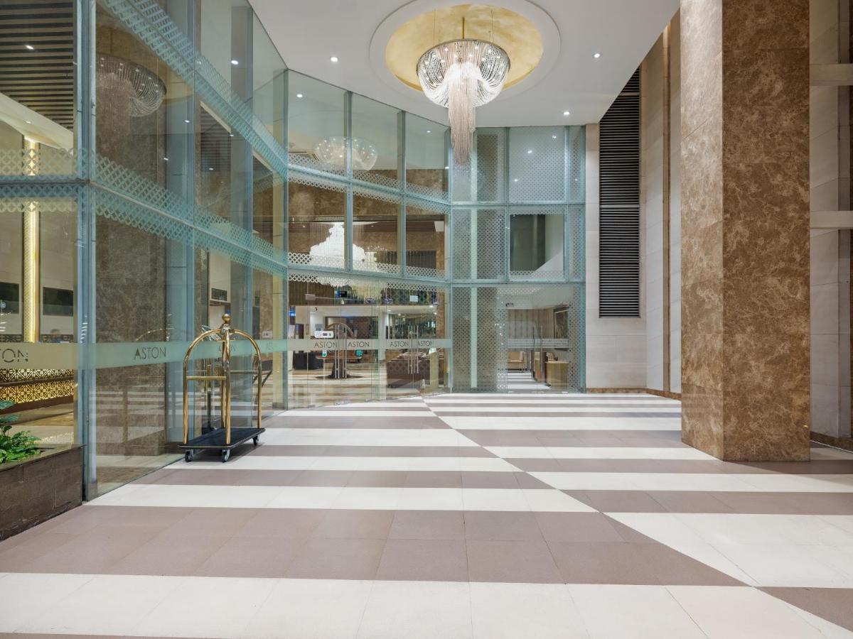 Aston Solo Hotel Εξωτερικό φωτογραφία