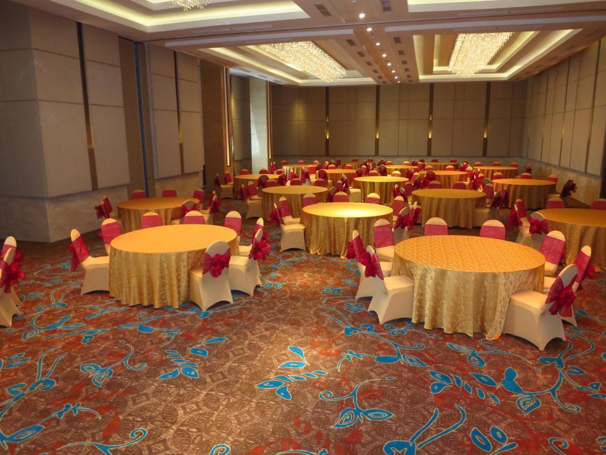Aston Solo Hotel Εξωτερικό φωτογραφία